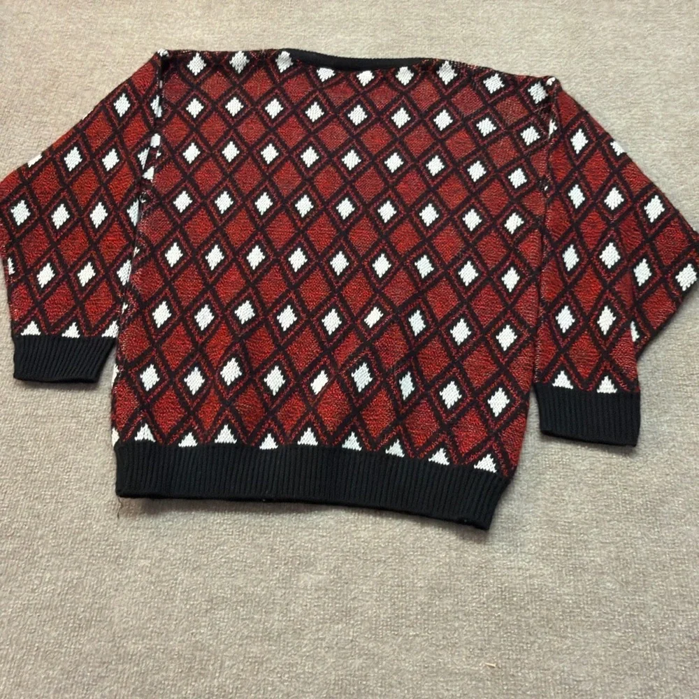 Red and Black Diamond Pattern Sweater 306